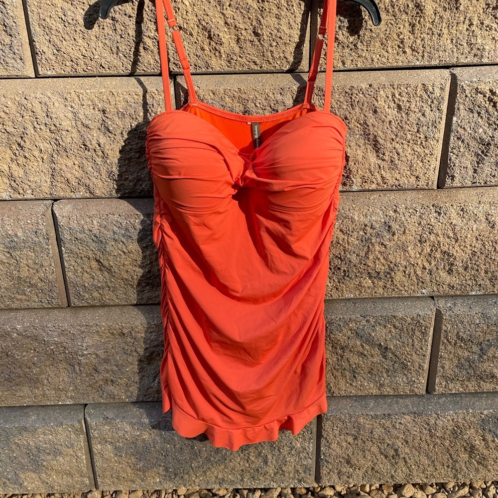 TOMMY BAHAMA ONE PIECE